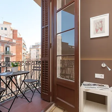 Weflating Sant Antoni Market バルセロナ